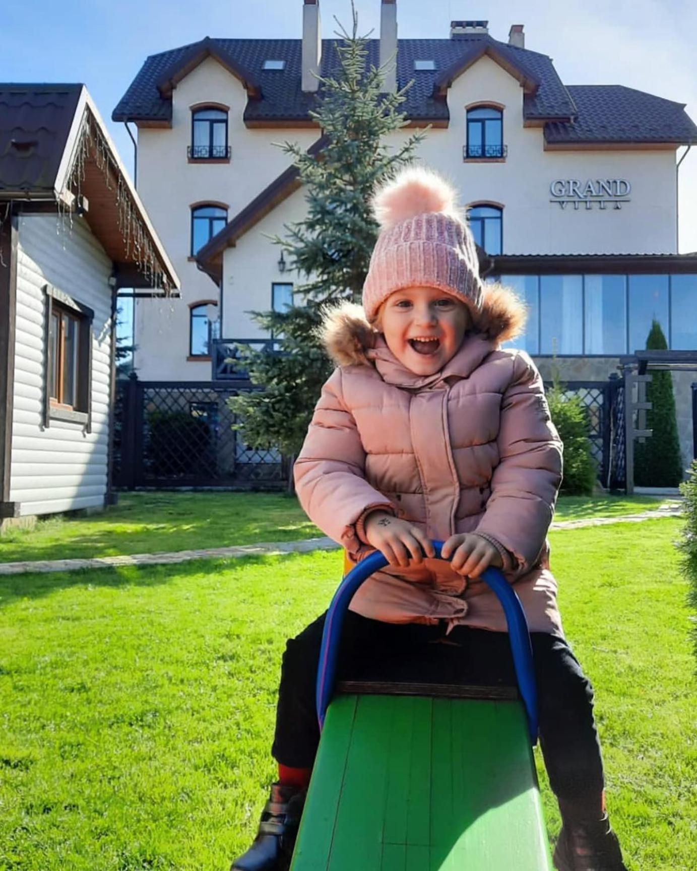 Villa Grand Skhidnytsia Buitenkant foto